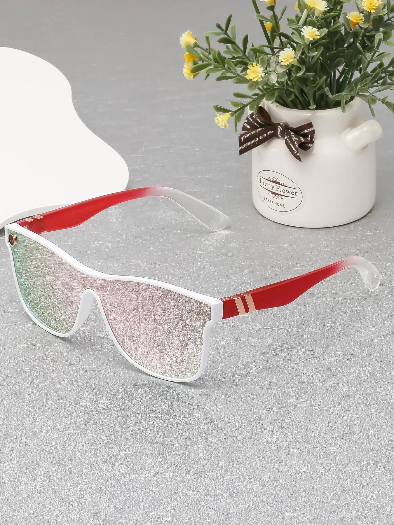 Modern Rich Girl Sunglasses – Trendy Tortoiseshell Fashion Glasses for Women & Men