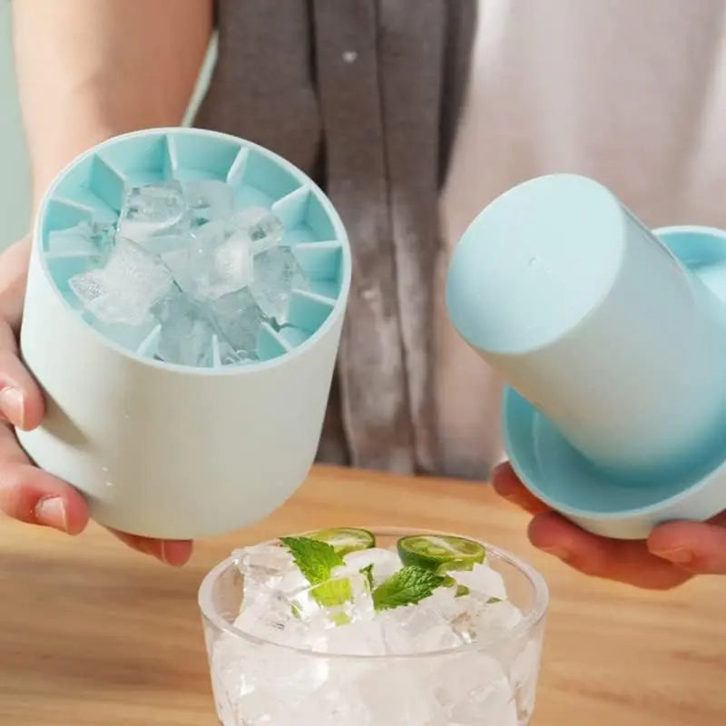 Quick Freezing Silicone Ice Cube Mold, Easy To Use And Durable, For Making Ice Cubes, Ice Buckets And Cylinder Cups Reusable Utensils Blue，christmas gifts